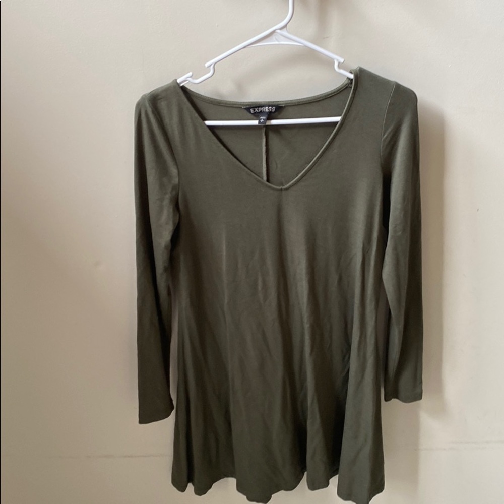 Olive green v neck long sleeve dress